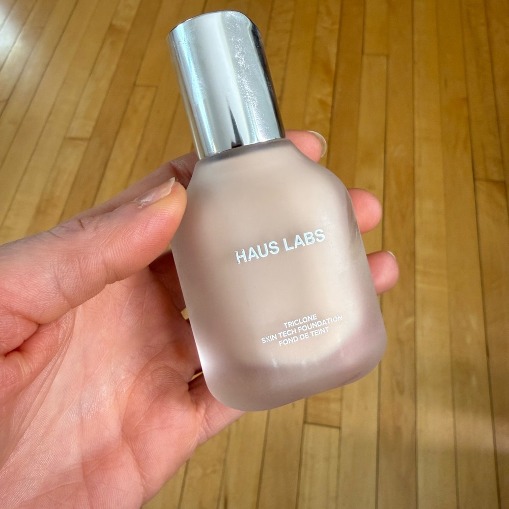 Haus Labs By Lady Gaga Skin Tech Foundation - Fair Warm
